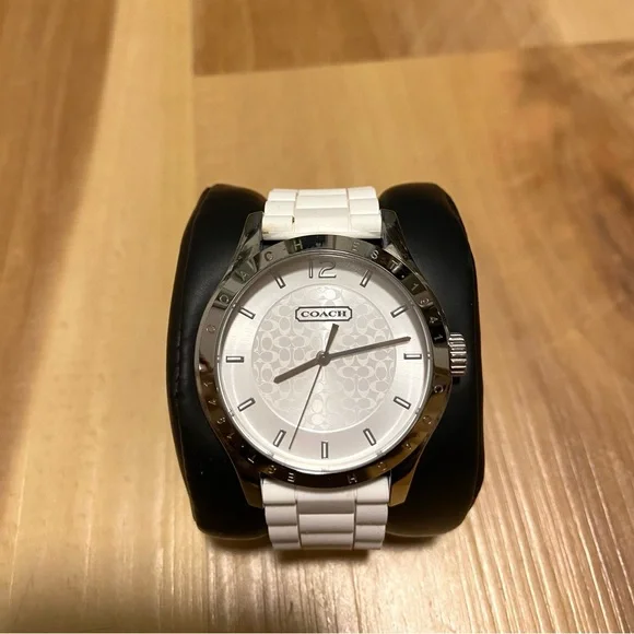 Coach Watch - Picture 2 of 6